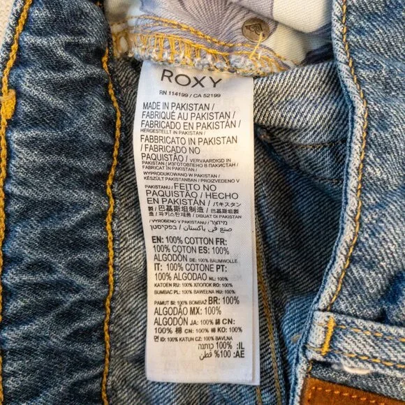 Roxy Originals High Rise Distressed Denim Shorts Size 27 – Frayed Hem 100% Cotto - Picture 5 of 5